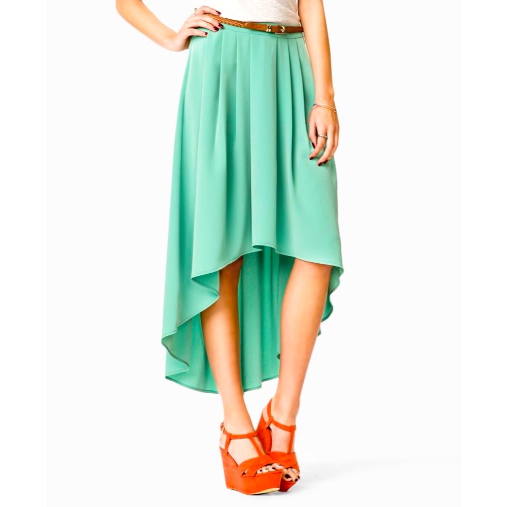 Forever 21 pleated high low skirt
